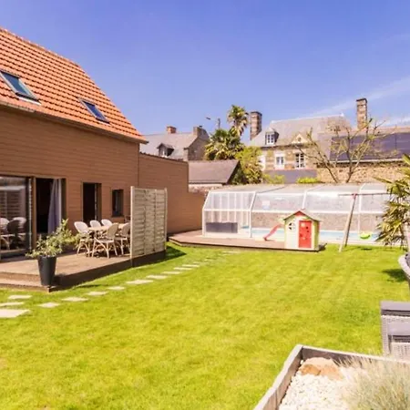 Holiday home Maison Charmante A Avec Piscine Partagee *
